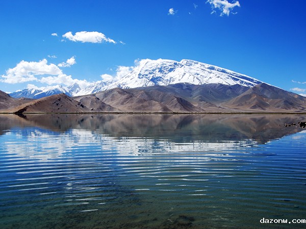 中职学生资助政策（三免一助）