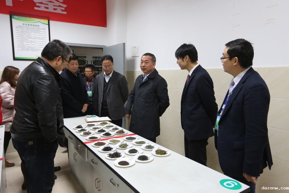 8ed648c67436032519aaa9ed4f91ea04.jpg 8ed648c67436032519aaa9ed4f91ea04.jpg