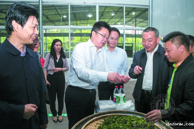 “巴渝工匠”杯职业技能竞赛暨2019年全市“永川秀芽”杯手工制茶技能竞赛在我校开赛