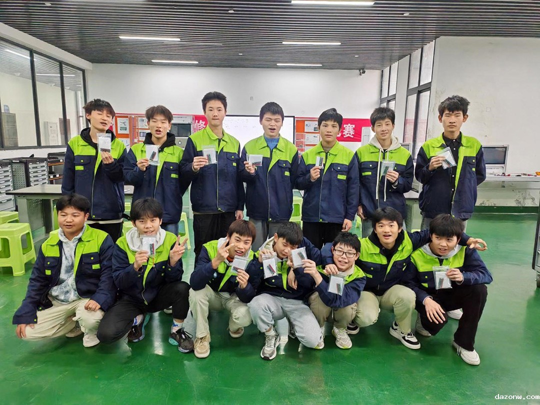 学生专业实训实训场景